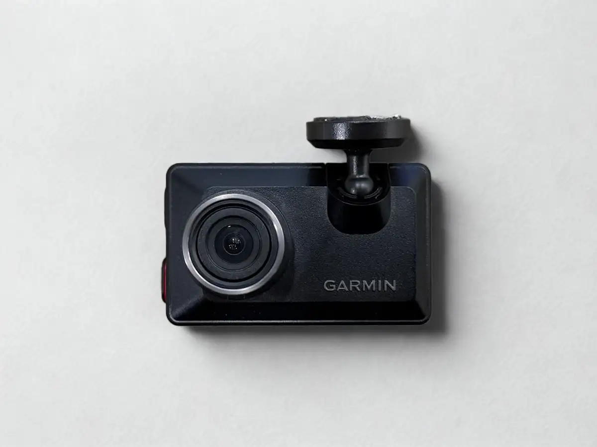 Garmin X310 dash cam on white background – compact 4K single channel dash cam 2025